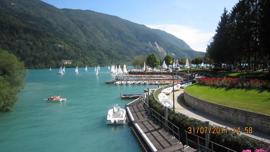 Lake&Nature Hotel Gloria Molveno Exteriör bild